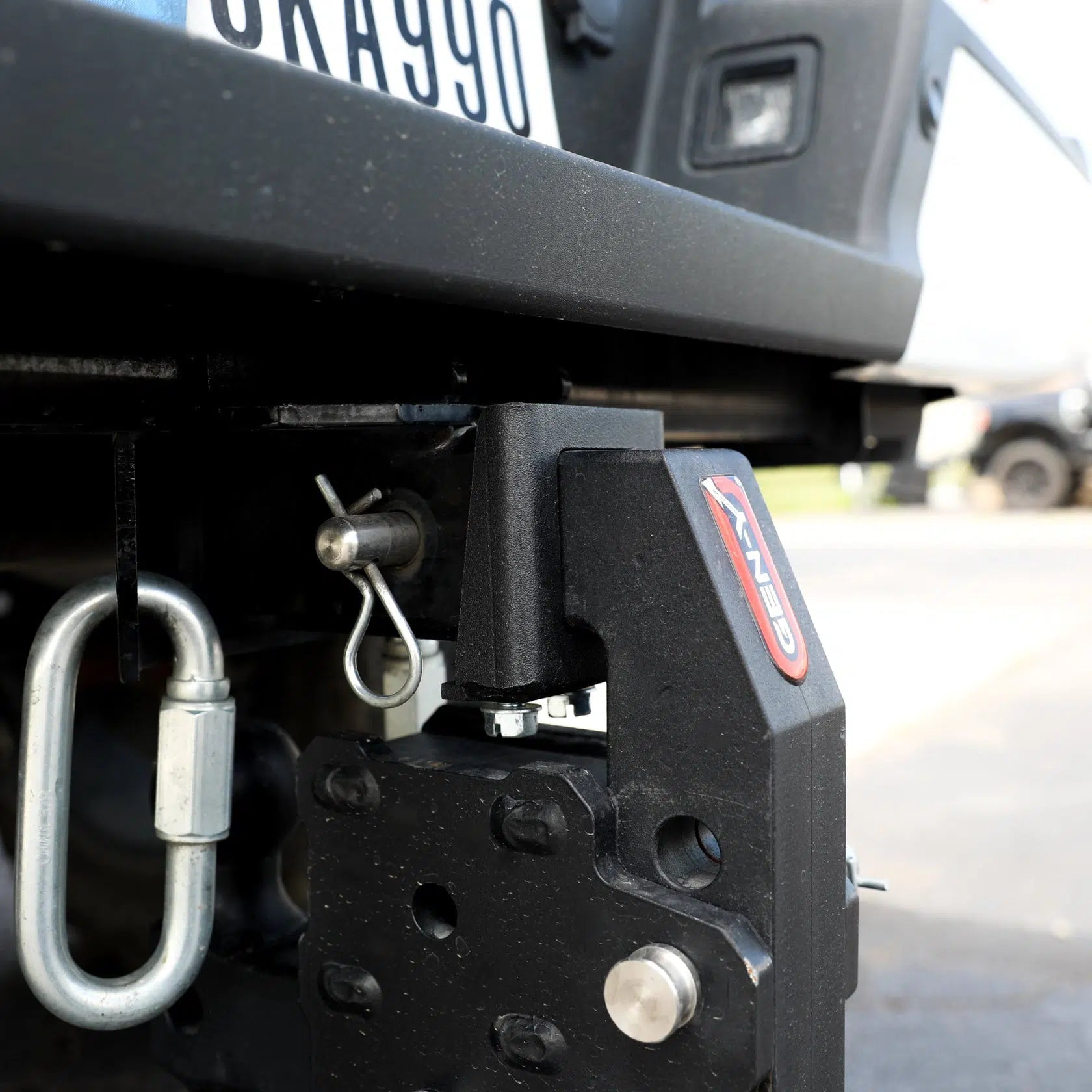 Universal Anti-Rattle Hitch Tightener (GH-1022XX)-Towing Accessories-Gen-Y Hitch-Dirty Diesel Customs