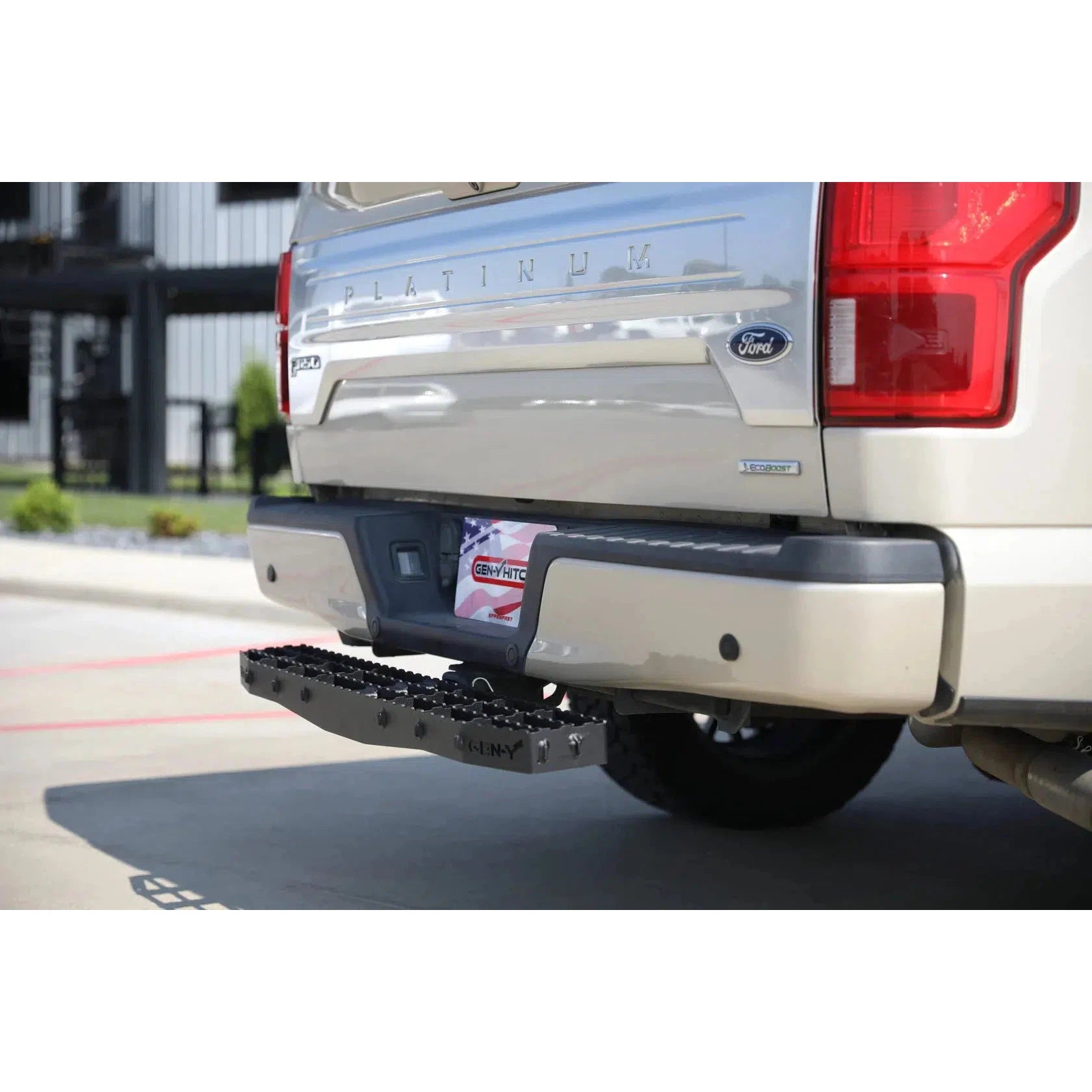 Universal PHANTOM Heavy-Duty Serrated XL Step (GH-102622)-Truck Bed Steps-Gen-Y Hitch-Dirty Diesel Customs